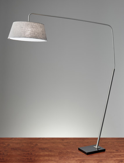 Ludlow Arc Lamp | Luminaires sur pied | ADS360