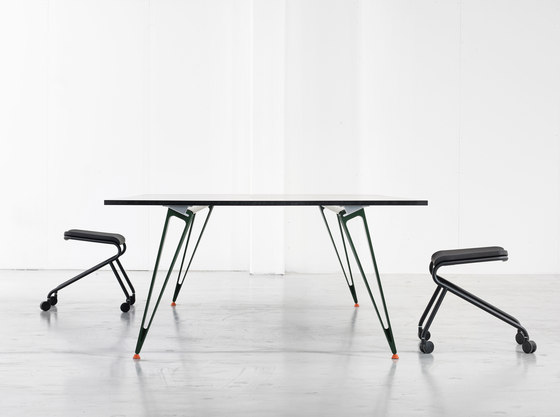 Attach | Conference Table | Mesas contract | Lammhults