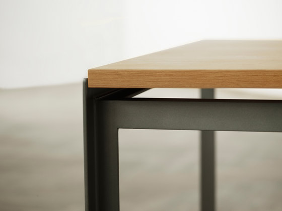 PK 52 Professor desk | Desks | Carl Hansen & Søn