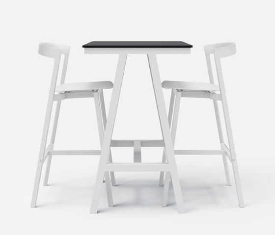 Mornington Table E Natural Slatted Solid Teak Top | Standing tables | VUUE