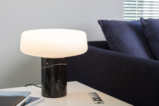 Solid Table Light – Nero Marquina | Tischleuchten | Terence Woodgate