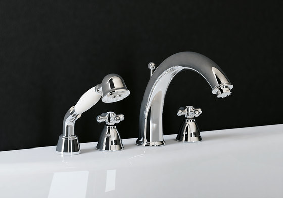 Alison 33 | Wash basin taps | Fir Italia
