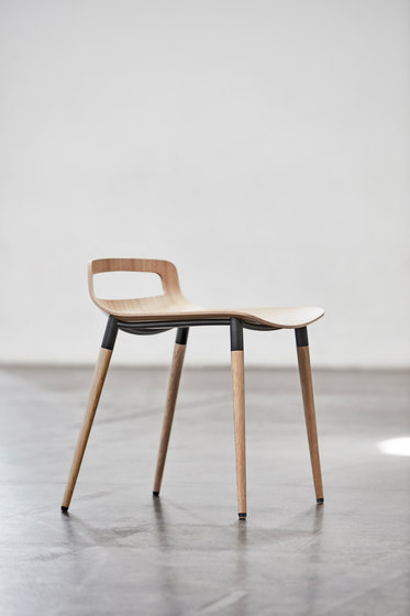 Pi Chair A.12 | Chaises | Piiroinen
