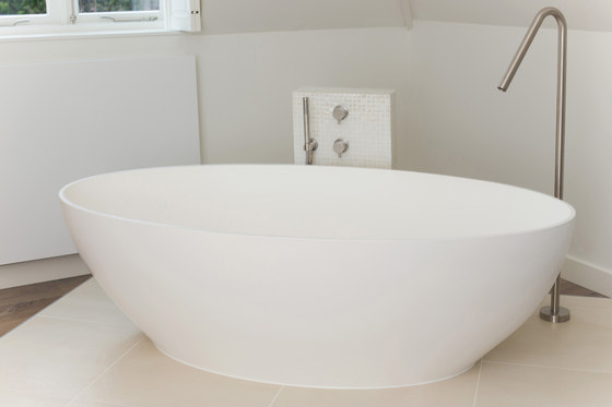 MONO 40 | Floor mounted bath mixer with hand shower | Bath taps | COCOON