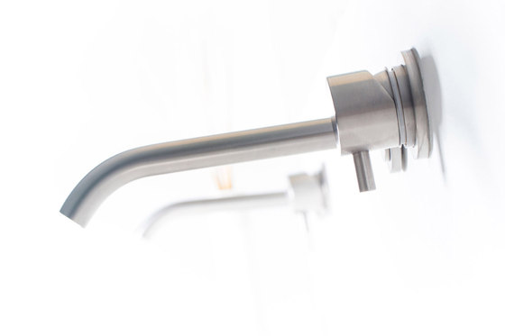 MONO SET01 | Wall mounted basin mixer with spout | Waschtischarmaturen | COCOON