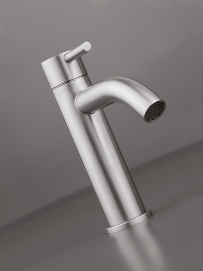 MONO SET01 | Wall mounted basin mixer with spout | Rubinetteria lavabi | COCOON
