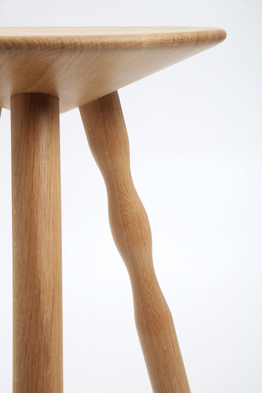 Luco | stool beech 45 | Stools | Mobles 114