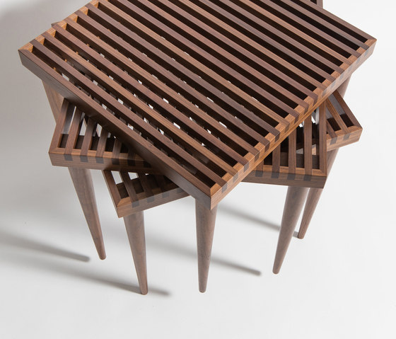 Slatted Stacking Tables | Beistelltische | Smilow Design