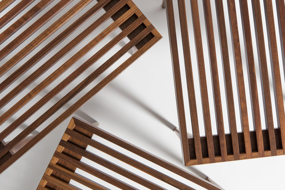 Slatted Stacking Tables | Mesas auxiliares | Smilow Design