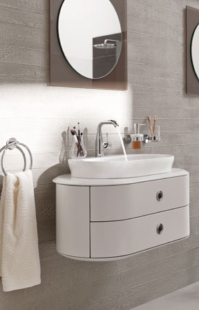 Essence Roman Tub Filler with Personal Hand Shower | Badewannenarmaturen | Grohe USA