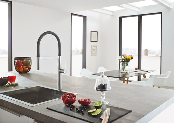 Essence Roman Tub Filler with Personal Hand Shower | Badewannenarmaturen | Grohe USA