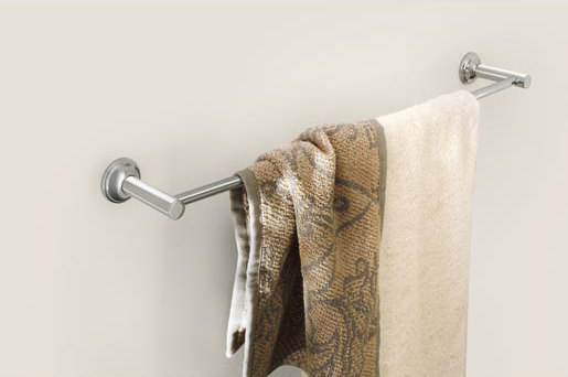 Essentials Authentic Towel Bar | Estanterías toallas | Grohe USA