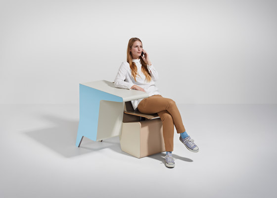 #006.06 SideSeat | Chaises | Prooff