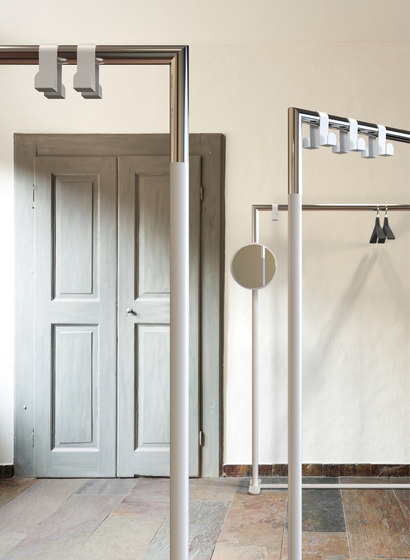 Bukto | Clothes stand 6010 | Coat racks | Frost