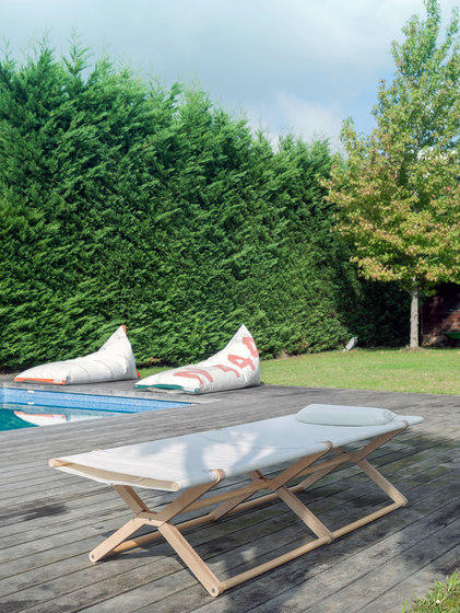 Coy daybed | Sun loungers | DVELAS