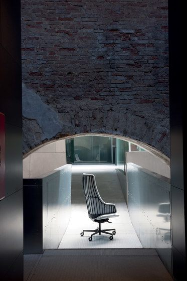 Italia IT1 | Office chairs | Luxy