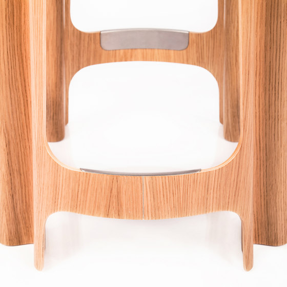 Bloom Bar Low | Bar stools | Riga Chair