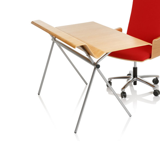 Crane | Contract tables | Riga Chair