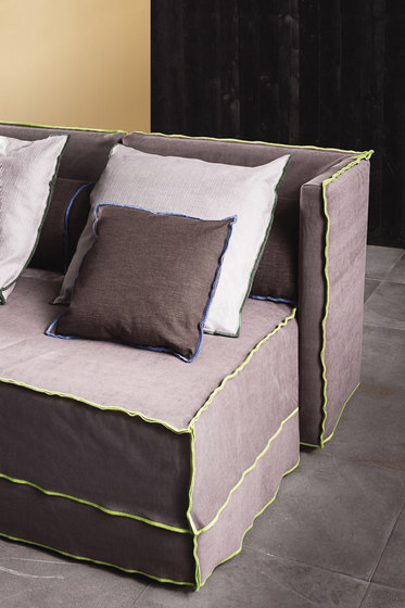 3200 Book Sofa bed | Sofas | Vibieffe