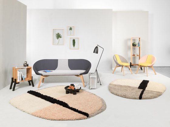 Nudo | rug small, blue/orange/ochre | Alfombras / Alfombras de diseño | Ames