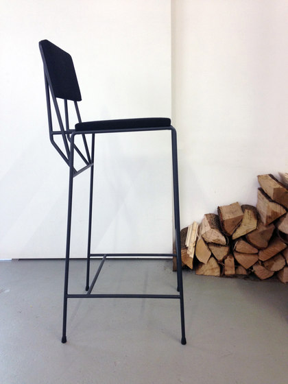 Hensen Chair steel / wood for New Duivendrecht | Stühle | Tuttobene