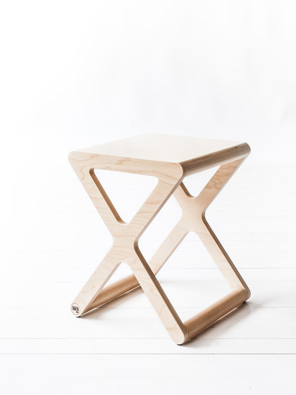 X stool - whitewash | Sgabelli | RAFA kids