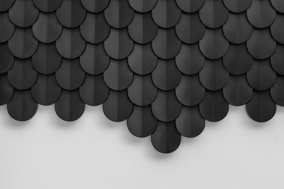 Shingle wall tile with3D effect in black concrete | Baldosas de hormigón | KAZA