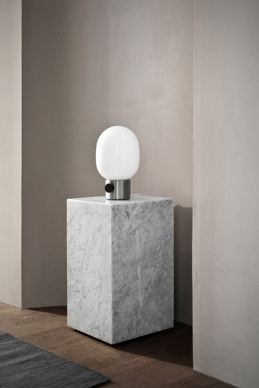 Plinth Low | White Marble | Tables basses | Audo Copenhagen