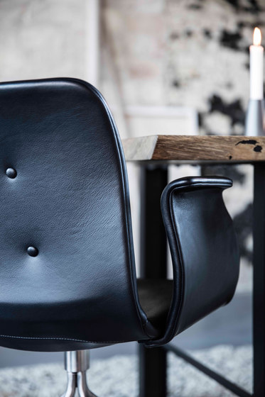 Primum Arm Chair black wheel base | Chairs | Bent Hansen