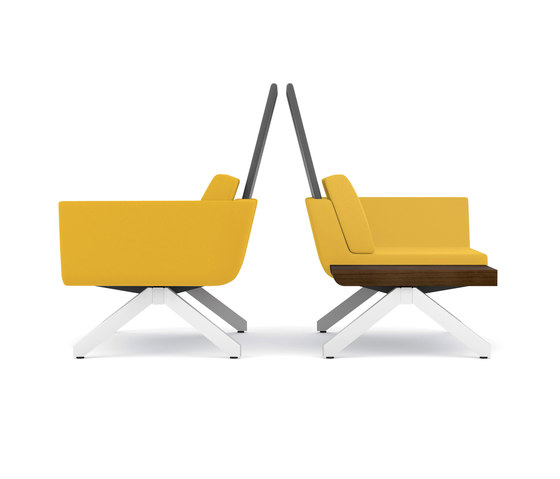 Palomino Guest Chair + Ottoman | Sessel | Leland International