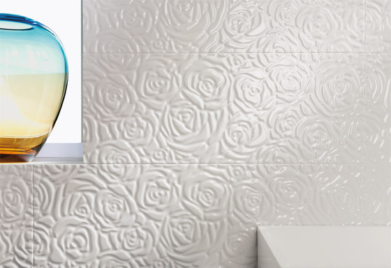 Lumina Sole Rose Bianco Gloss 25x75 | Ceramic tiles | Fap Ceramiche