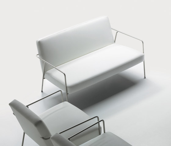 Valeri Side Chair | Sedie | Leland International