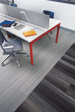 Silver Linings SL930 Charcoal Fade | Carpet tiles | Interface USA