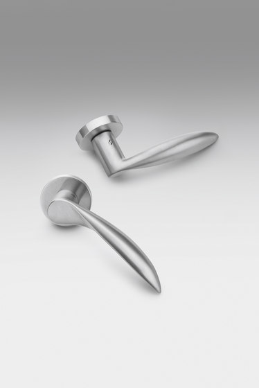 Wing | Cabinet knobs | COLOMBO DESIGN