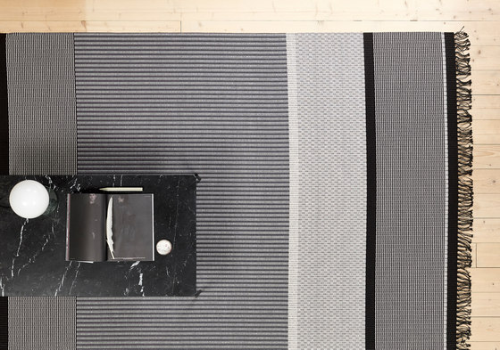 San Francisco paper yarn carpet | light grey-stone | Tapis / Tapis de designers | Woodnotes