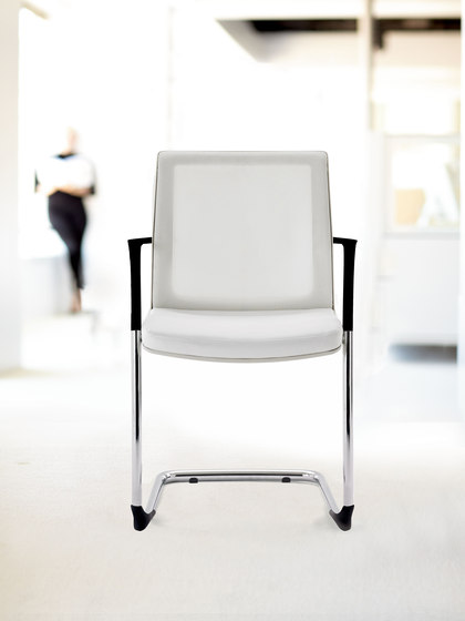 Projek Guest Chair | Chaises | Teknion