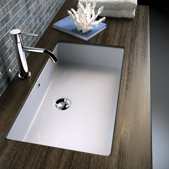 Linea lavabi - Rectangular upon top washbasin external tap | Lavabos | Olympia Ceramica