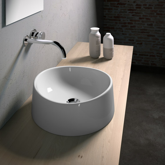 Linea lavabi - One hole Upon top washbasin (three holes on request) | Lavabos | Olympia Ceramica