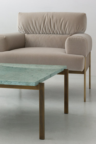 SUKI | armchair | Poltrone | By interiors inc.