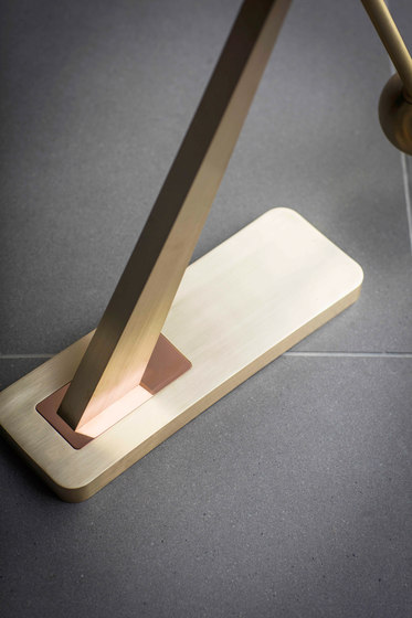Stasis Table Light | Lampade tavolo | Bert Frank