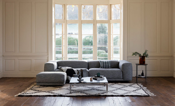 Kelston Sofa | Canapés | Case Furniture