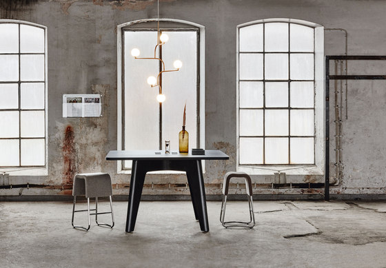 Sumo Table | Dining tables | Materia