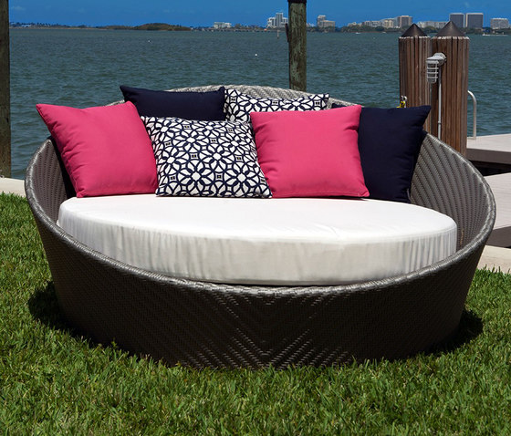 Hallo Round Daybed With Canopy | Sitzinseln | Kannoa