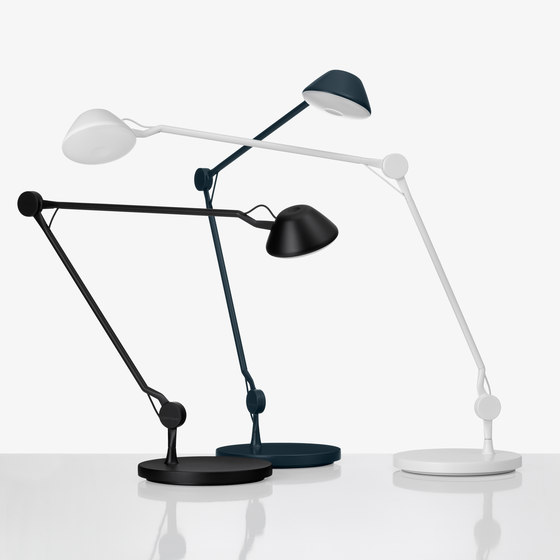 AQ01™ | Table lamp | White | Tischleuchten | Fritz Hansen