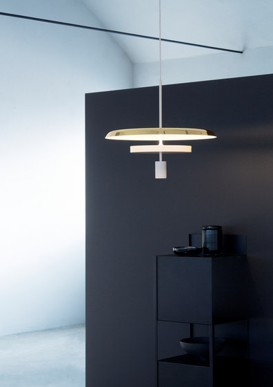 Landing S5 pendant light in glass and black metal | Lampade sospensione | Prandina