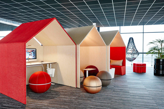 The Hut Sofa by Götessons