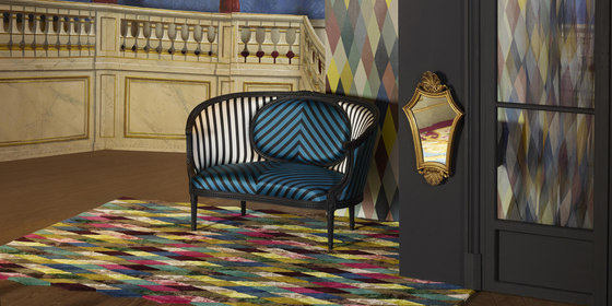 Au Thèâtre Ce Soir Fabrics | Paseo Canetille Domino | Tissus de décoration | Designers Guild