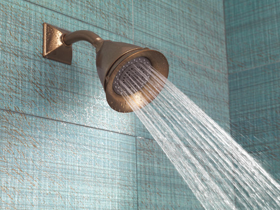 Raincan Showerhead with H2Okinetic® Technology | Robinetterie de douche | Brizo