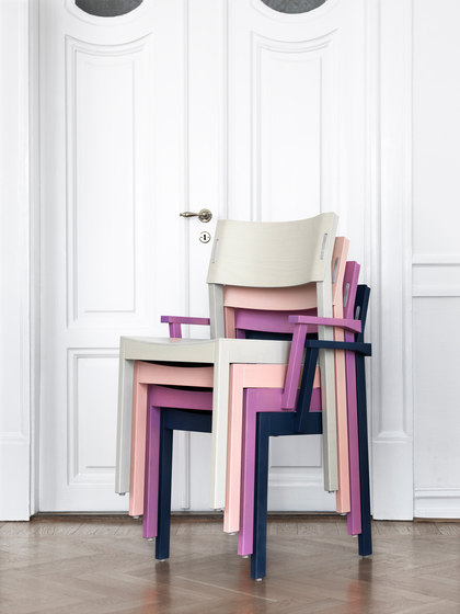 Decibel Blue Stain S-005 | Chairs | Skandiform