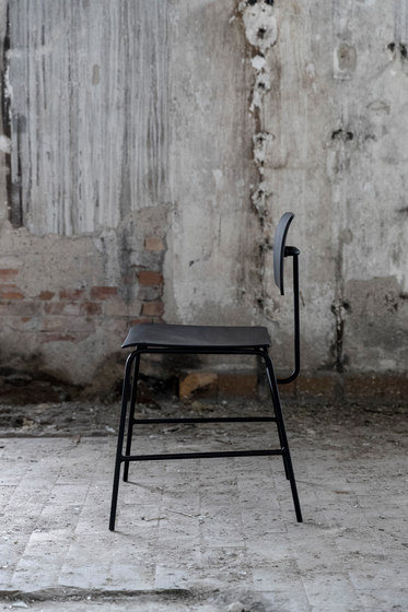 Sincera Chair black cover 031 | Sillas | Bent Hansen